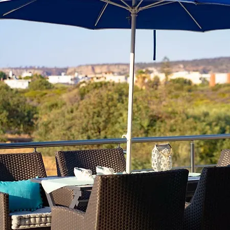 Callista With Private Pool And Hot Tub Villa